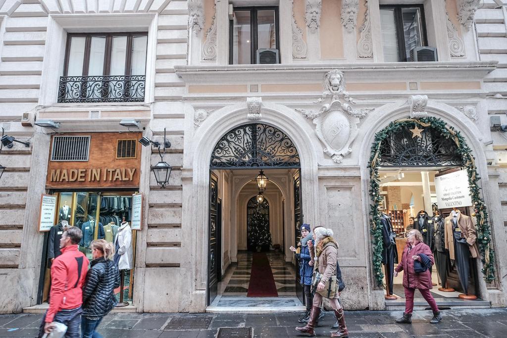 Spanish Steps Art Apartment Rome Exterior photo