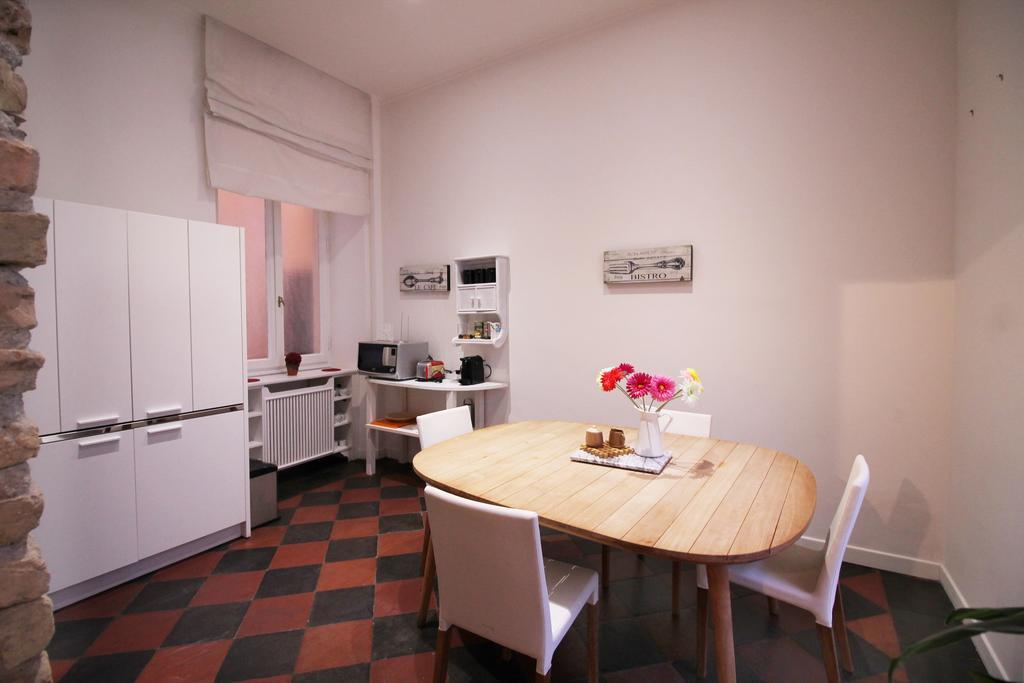 Spanish Steps Art Apartment Rome Exterior photo